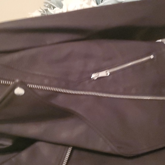 Andrew marc richard chai size small black leather new - Picture 4 of 5